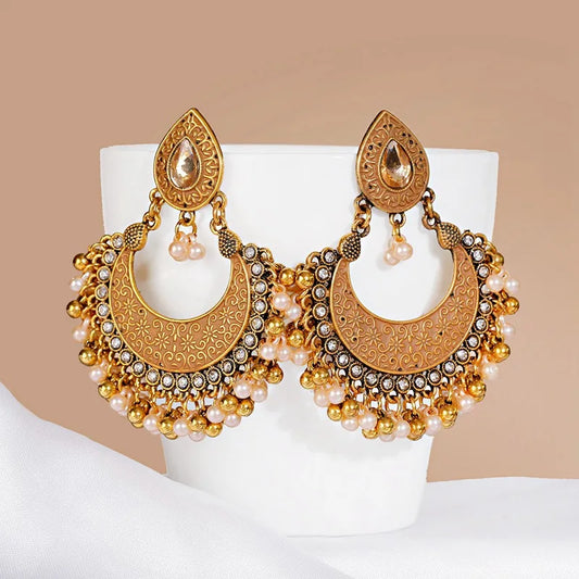Zenat Retro Green Carved Pearl Tassel Jhumka