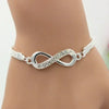 Zenat Delysia King 8-Shaped Crystal Bracelet