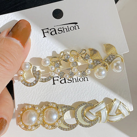 Zenat Bow Fishtail Pearl Moon Earrings Set