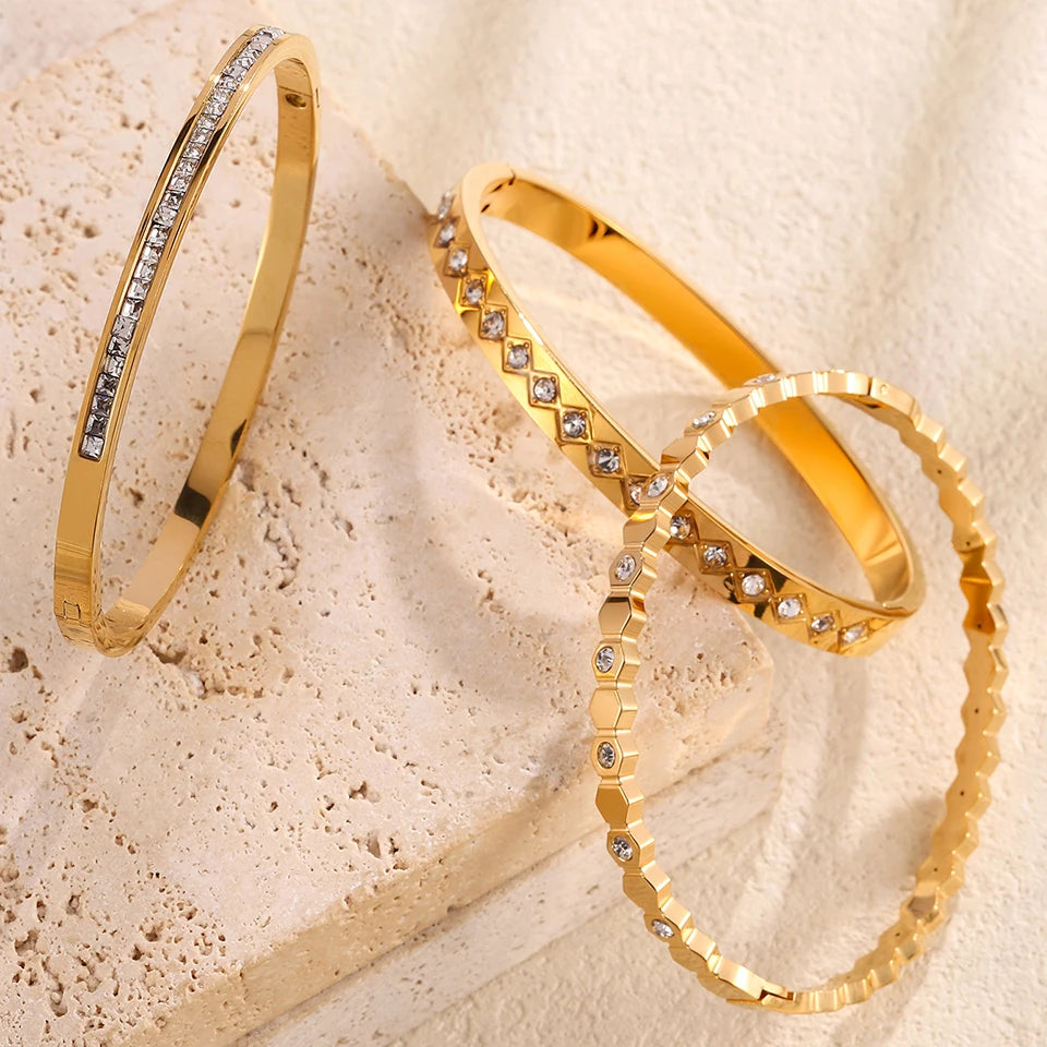 Zenat heart-shaped stainless steel bracelets