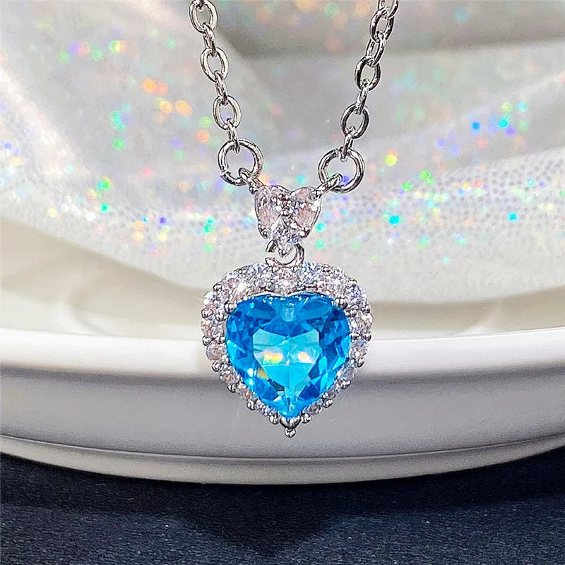 Zenat Vintage Heart Cubic Zirconia Love Necklace