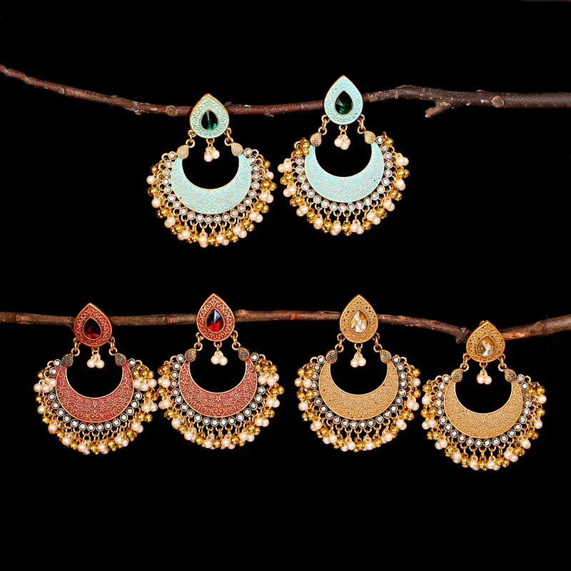 Zenat Retro Green Carved Pearl Tassel Jhumka
