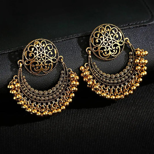 Zenat Retro Moon Gypsy Flower Tassel Jhumka
