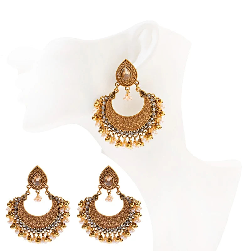 Zenat Retro Green Carved Pearl Tassel Jhumka