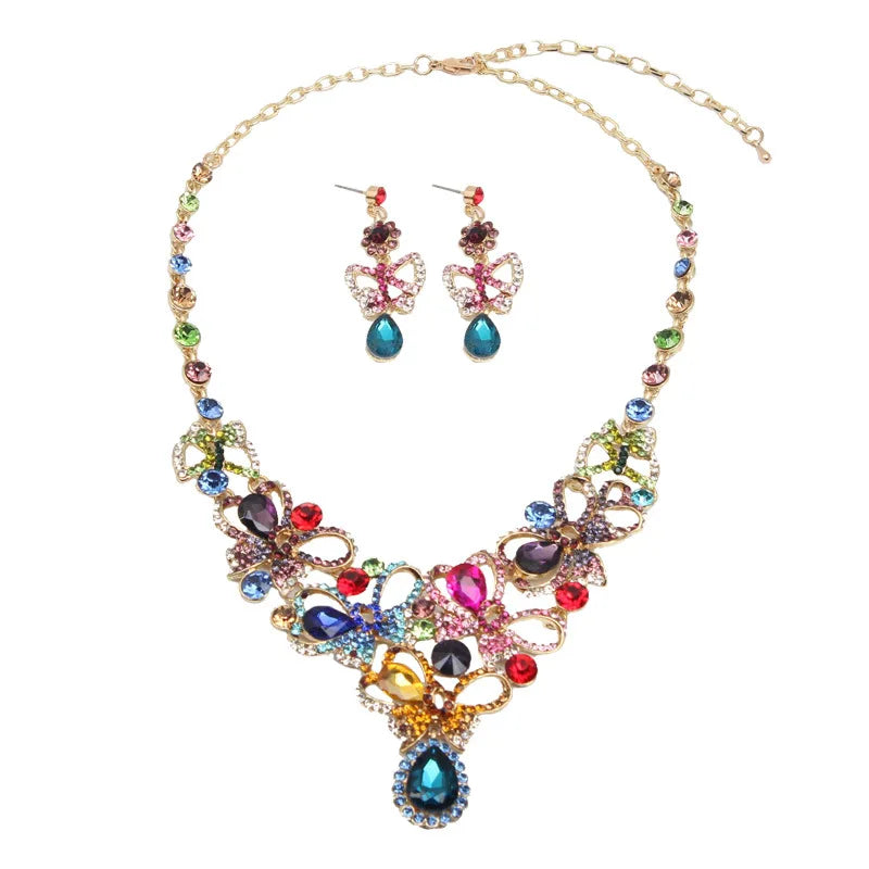 Zenat Butterfly Necklace Earrings Set