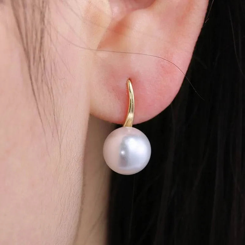 Zenat Pearls & Crystal Stud Earrings – Fashion Jewelry