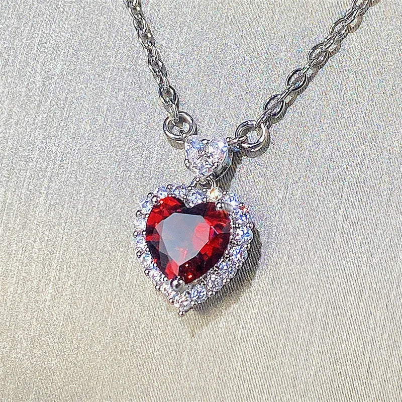 Zenat Vintage Heart Cubic Zirconia Love Necklace