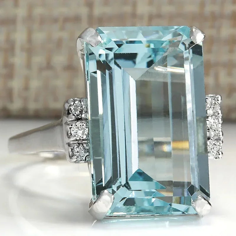 Zenat Sparkling Crystal Zircon Women's Ring