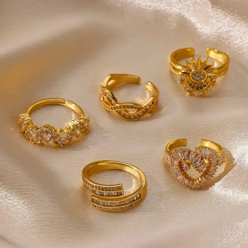Zenat Zircon Heart Gold Adjustable Ring