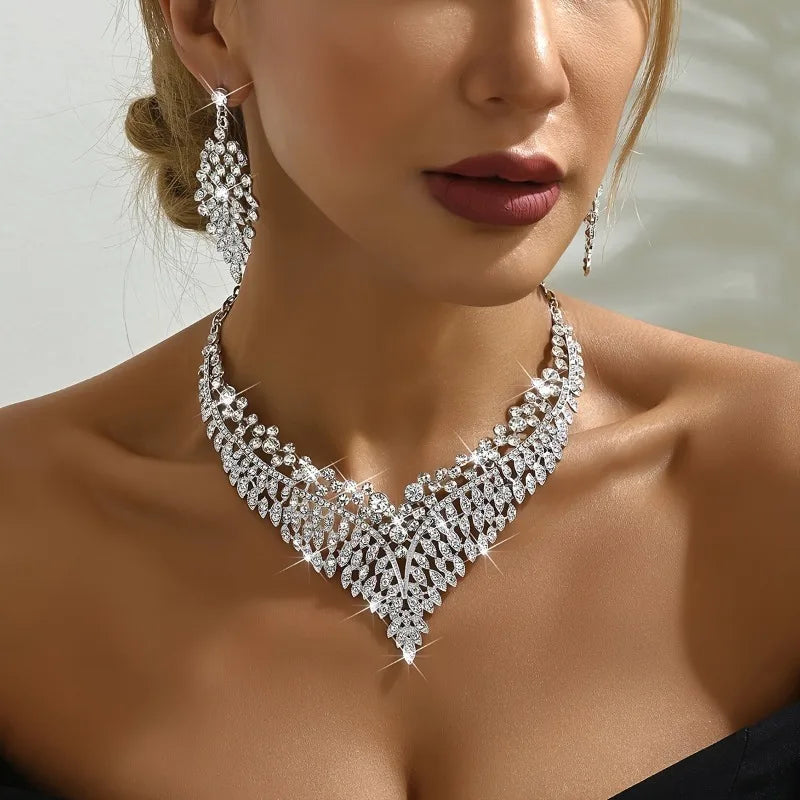 Zenat 3PC Conical Leaf Necklace Set for Dulhan