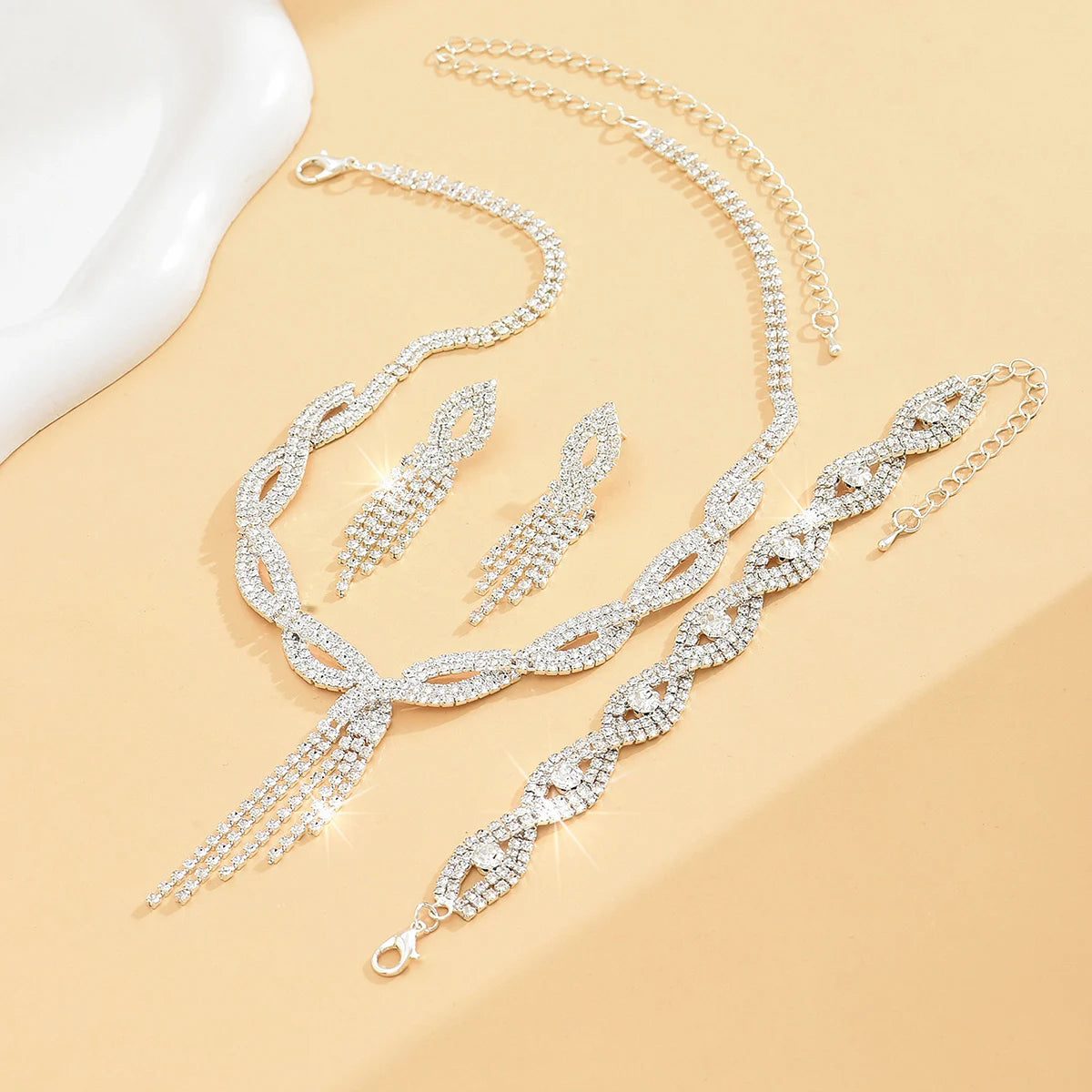 Zenat 4PC Women's Hollow Tassel Jewelry Set