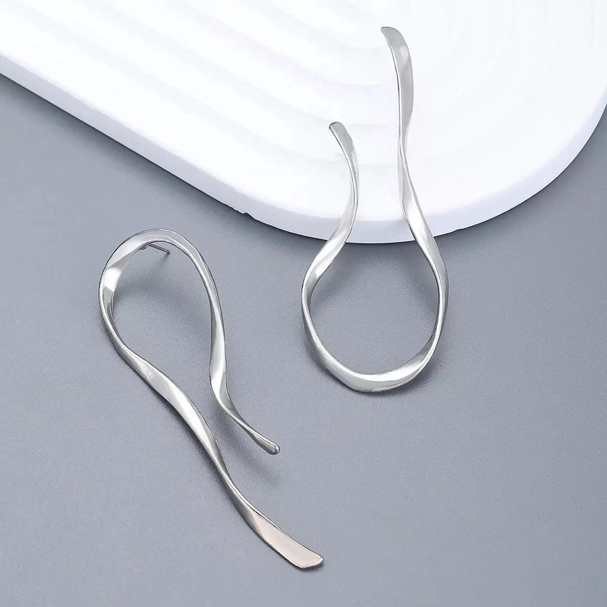 Zenat 3D Abstract Earrings – Stylish Retro Women Jewelry