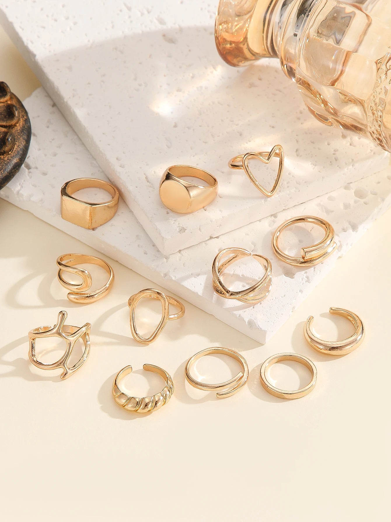 Zenat 12-Piece Metallic Smooth Rings for Women