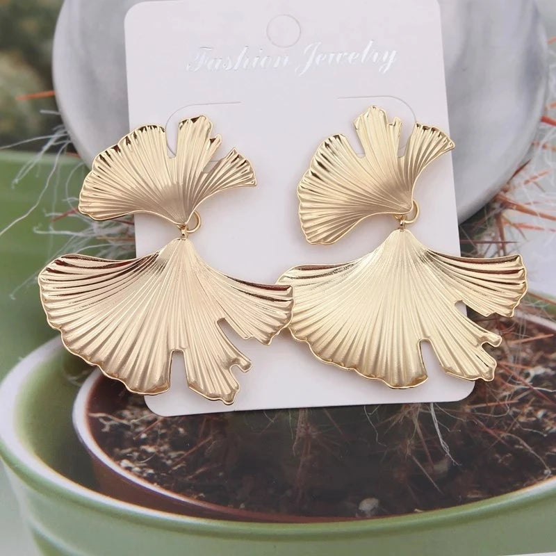 Zenat Geometric Ginkgo Leaf Drop Earrings