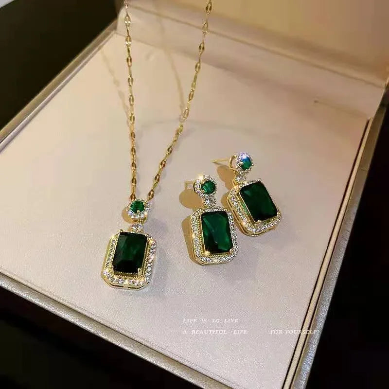 Zenat Exquisite Emerald Necklace Earrings Ring 3 Piece Set