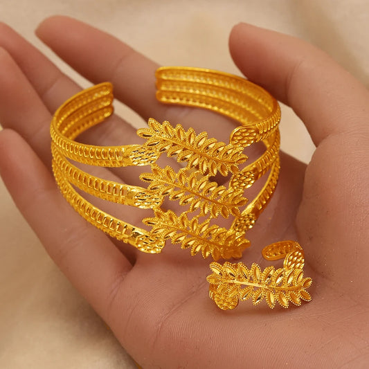Zenat Gold-Plated Hollow Leaf Jewelry Set