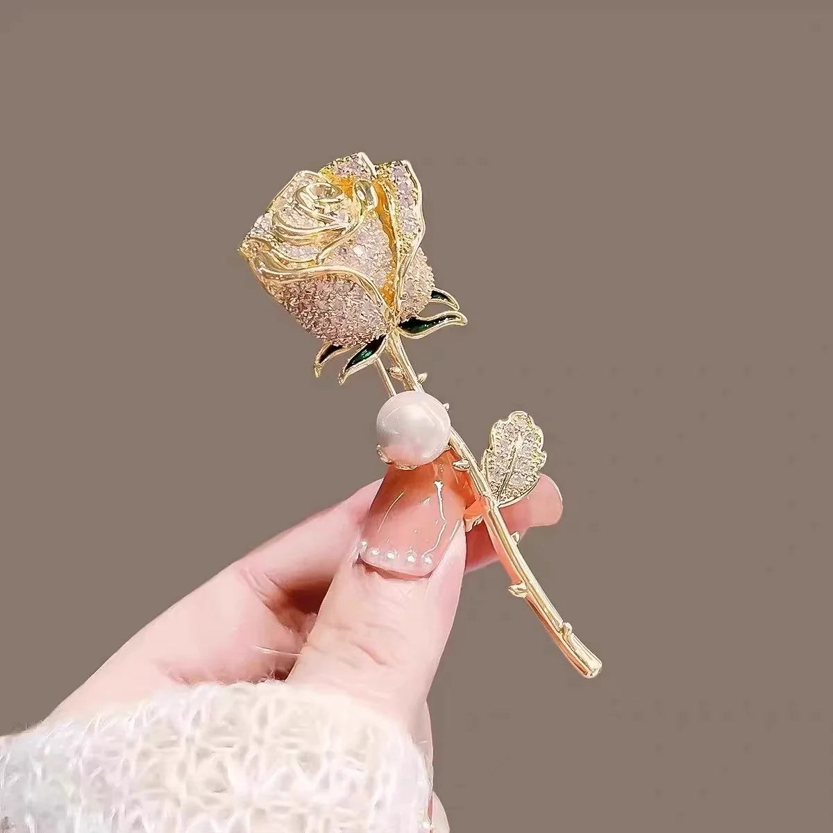 Zenat Sweet Flower Rhinestone Lapel Pin Brooch