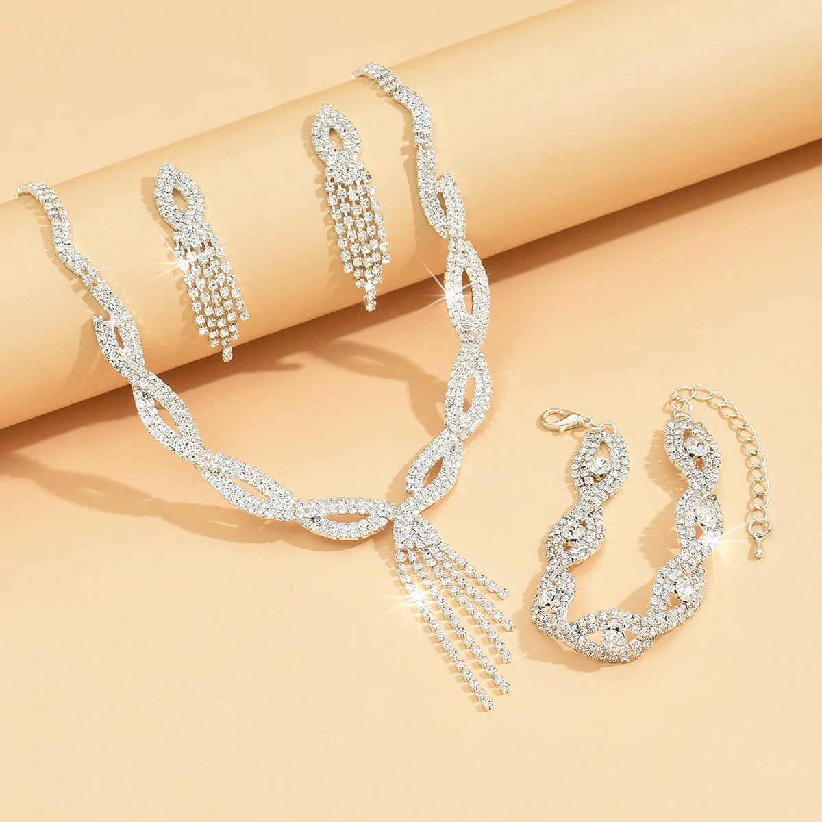 Zenat 4PC Women's Hollow Tassel Jewelry Set