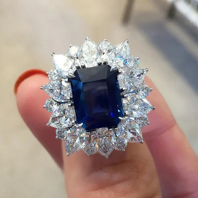 Zenat Sparkling Crystal Zircon Women's Ring