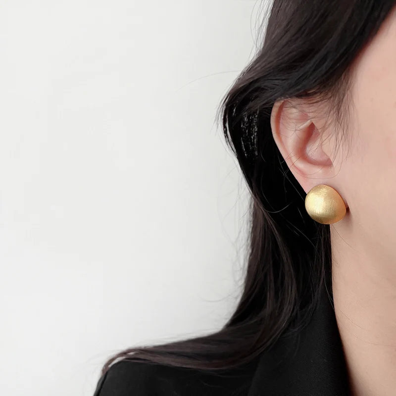 Zenat Brushed Frosted Semicircle Earrings – Luxurious 2023
