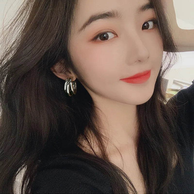 Fashion Korean Metal Elegant Hoop Earring Woman 2022 New Vintage Geometric Statement Earrings Jewelry Brincos Gift