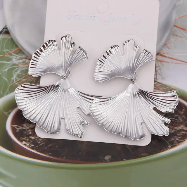 Zenat Geometric Ginkgo Leaf Drop Earrings