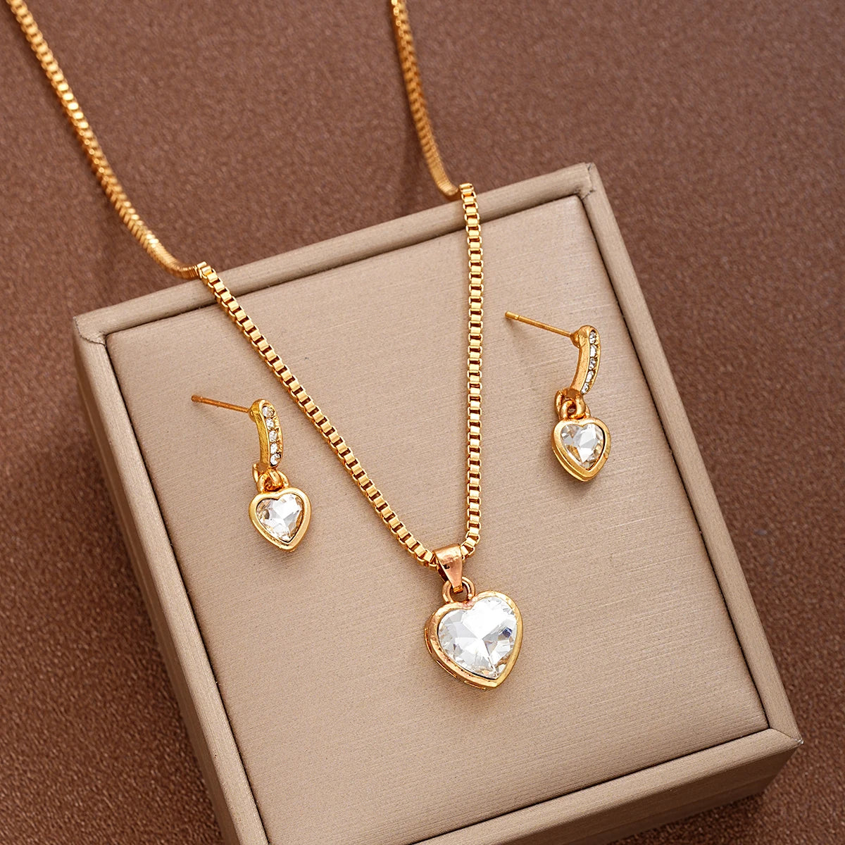 Zenat 3 Pcs Heart Pendant Jewelry Set Of Earring Pendant Necklace