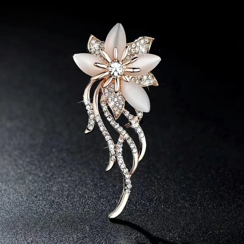 Zenat Sweet Flower Rhinestone Lapel Pin Brooch
