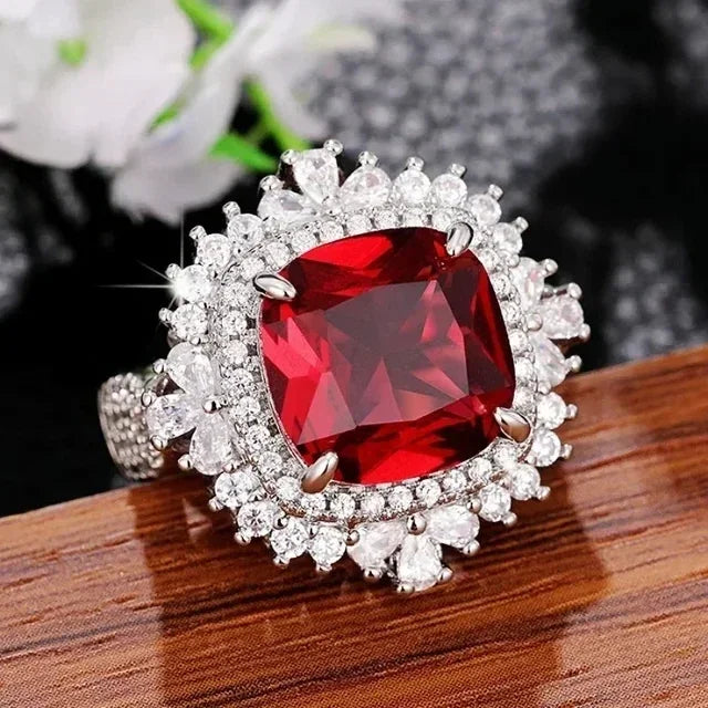 Zenat Sparkling Crystal Zircon Women's Ring