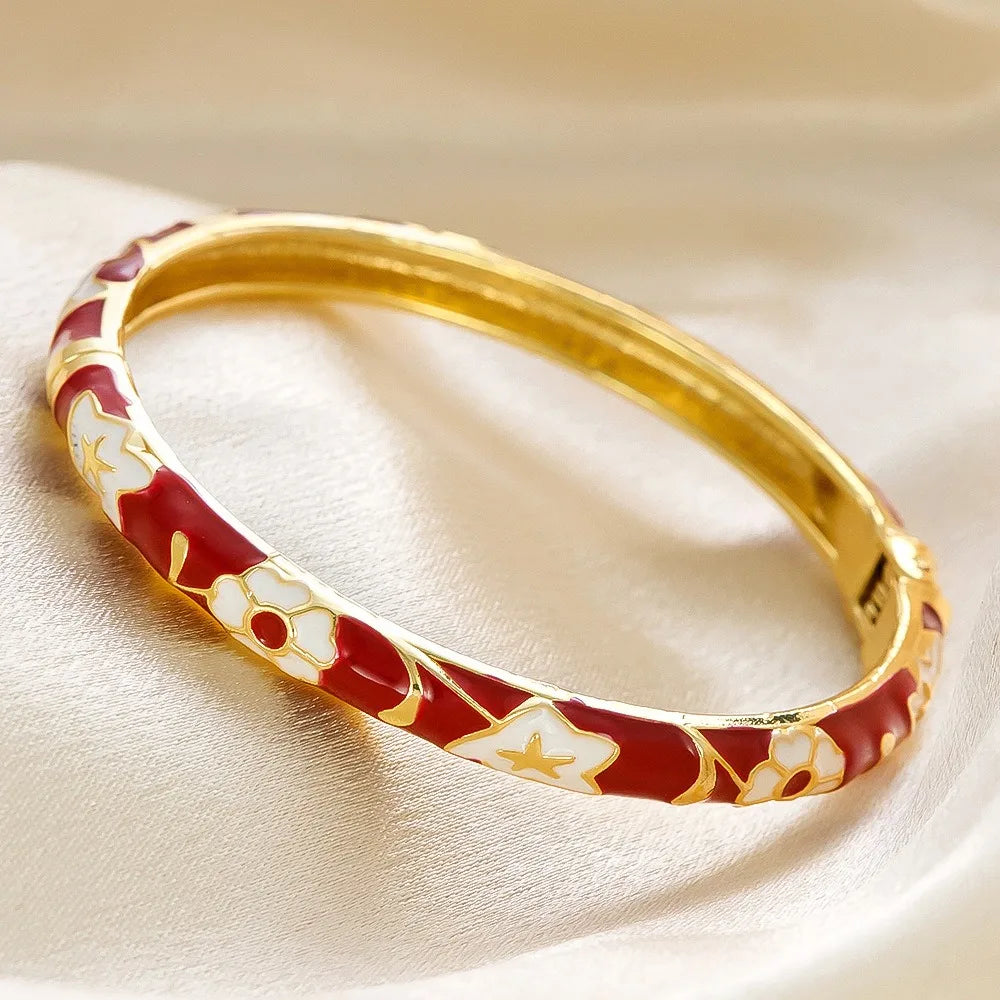 Elegant Enamel Dropped Glaze Flower Texture Closed End Bracelet For Women Retro Gold Copper Metal Bracelet Party Jewelry Gifts