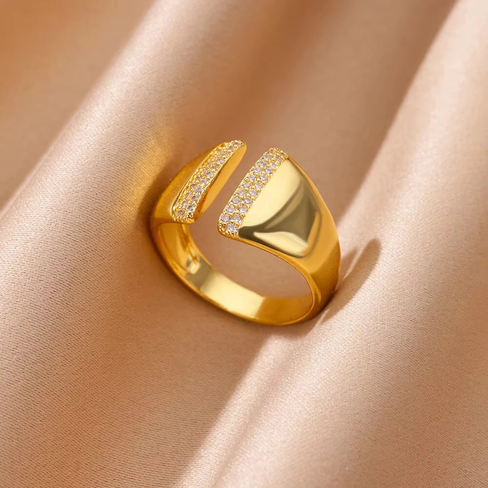 Zenat Zircon Geometric Evil Eye Adjustable Ring