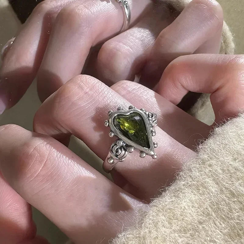 High End Vintage Punk Green Zircons Party Rings for Women Couples New Fashion Creative Tassel Geometric Handmade Party Jewelry