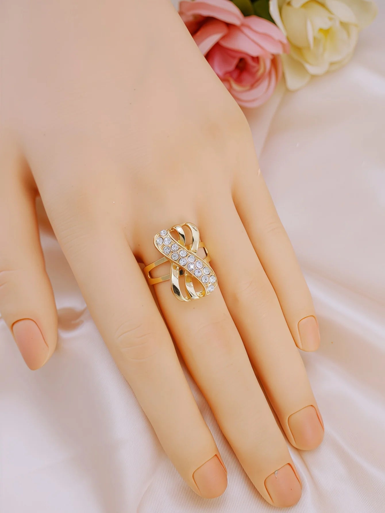 Zenat 5 Piece Bridal Set 18k Gold Plated Stylish Bow Infinity