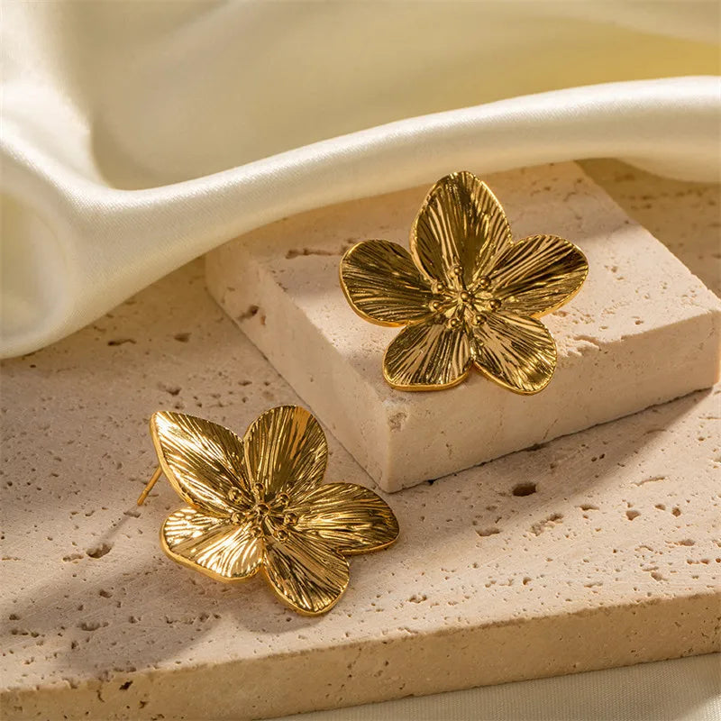 Women's Fashion Earrings Flower Alloy Retro Style Women's Party Accessories Gifts
