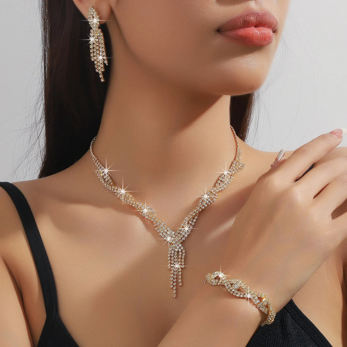 Zenat 4PC Women's Hollow Tassel Jewelry Set
