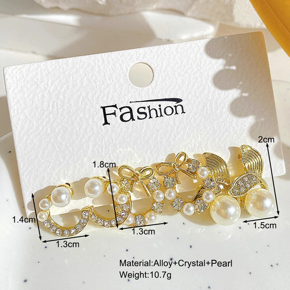 Zenat Bow Fishtail Pearl Moon Earrings Set