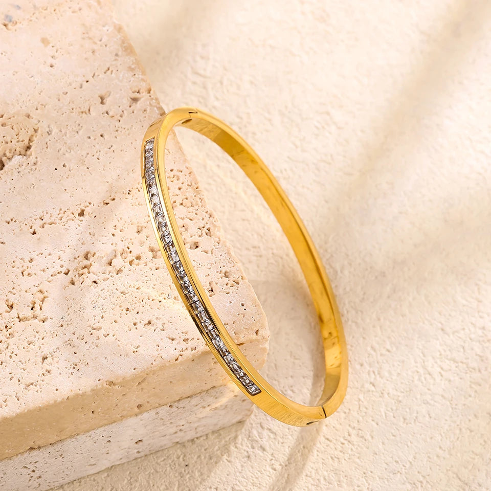 Zenat heart-shaped stainless steel bracelets