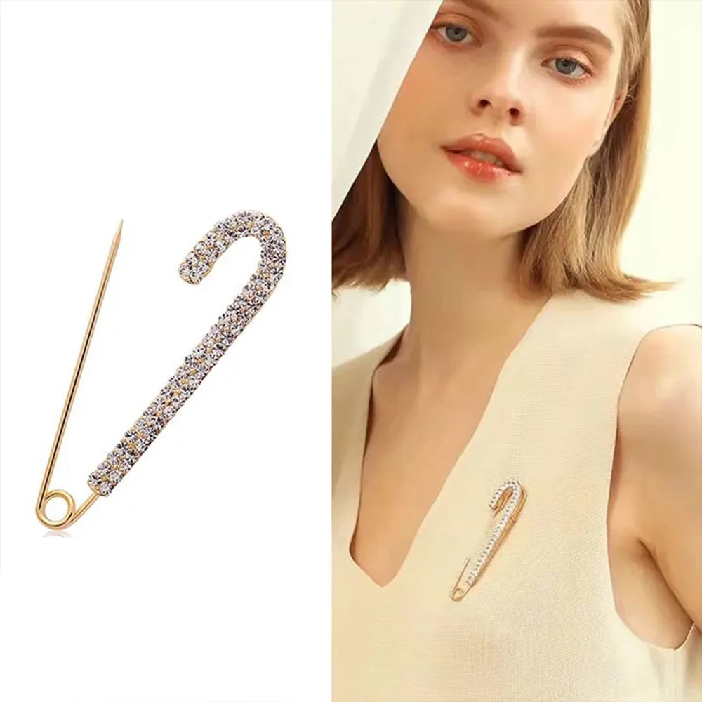 Zenat Sweet Flower Rhinestone Lapel Pin Brooch