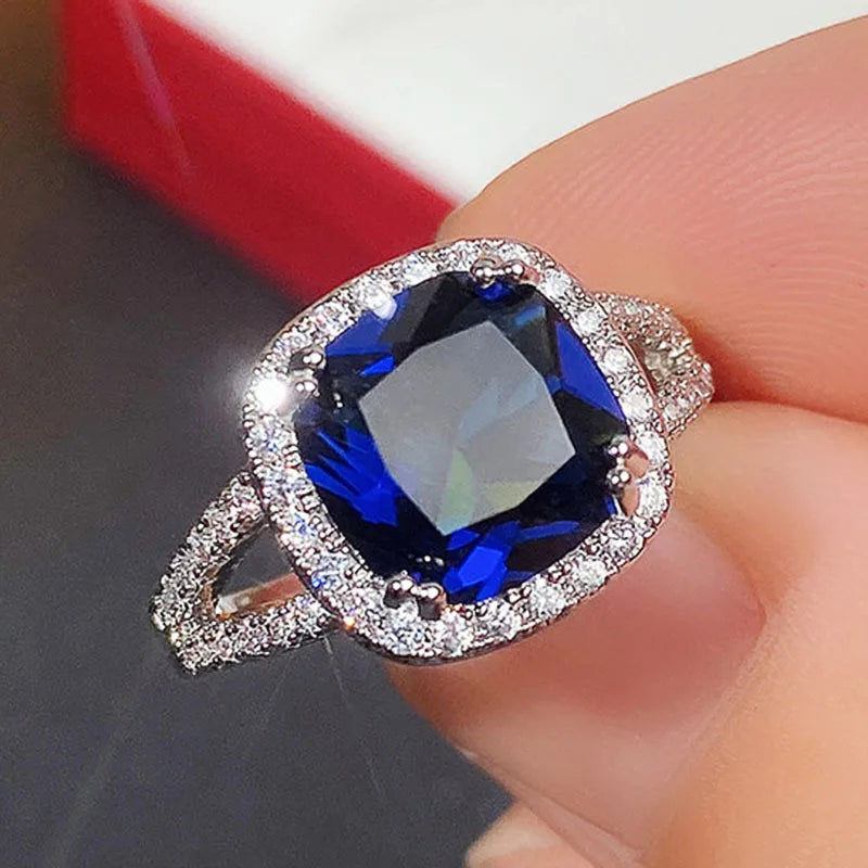 Zenat Luxury Prong Rings – Deep Blue Zircon