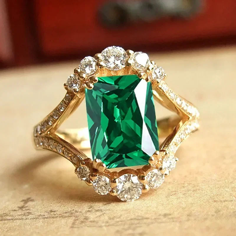 Zenat Green Oval Crystal Party Women's Ring
