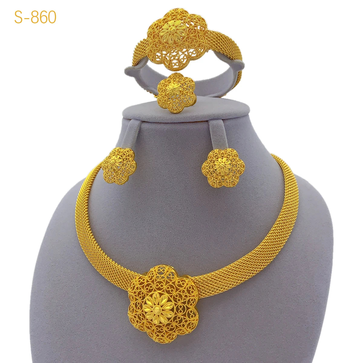 Zenat Luxury Flower Gold-Plated Necklace Set