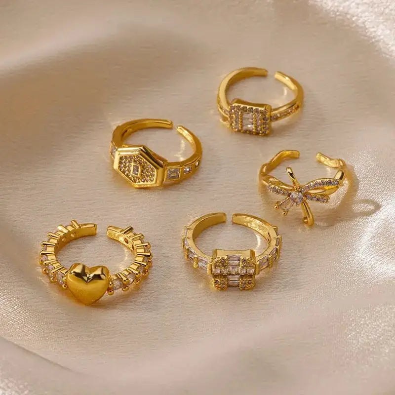 Zenat Zircon Heart Gold Adjustable Ring