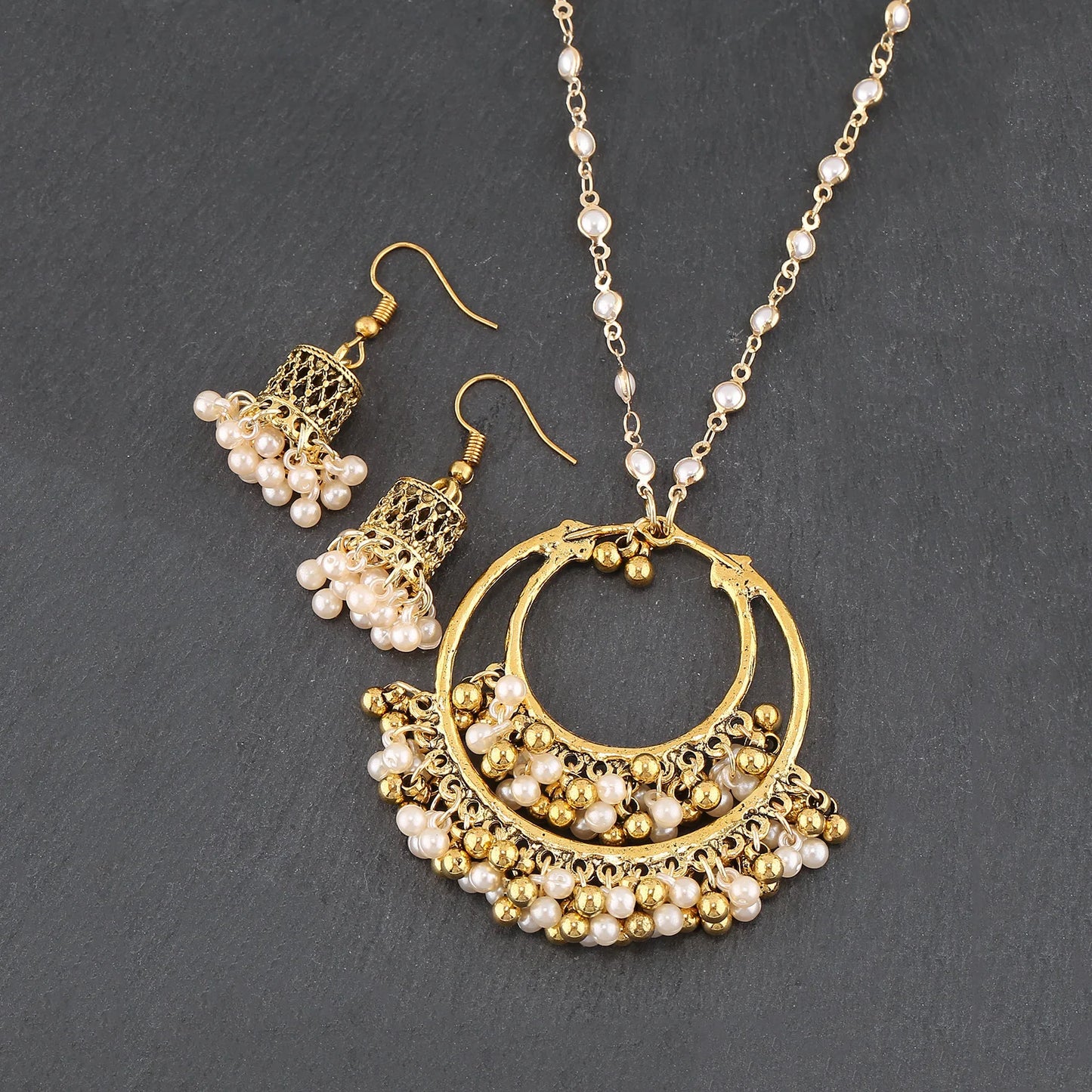 Zenat Luxury Retro Ethnic Carved Jhumka Set