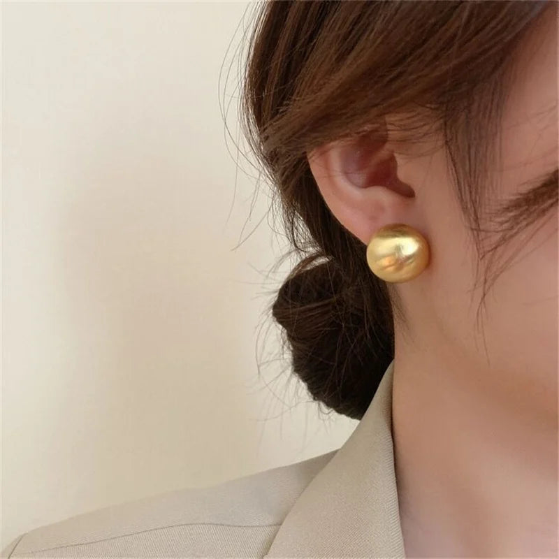 Zenat Brushed Frosted Semicircle Earrings – Luxurious 2023