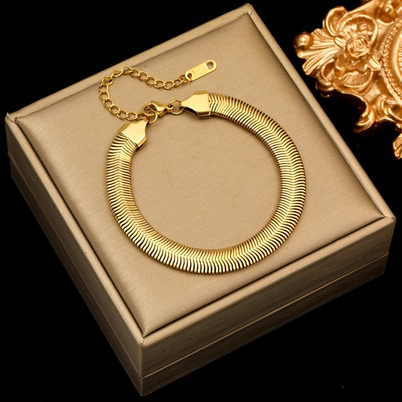 Twisted Bracelet 18K Gold Plated Waterproof 316 Steel