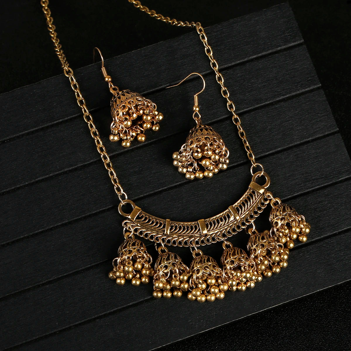 Zenat Luxury Retro Ethnic Carved Jhumka Set