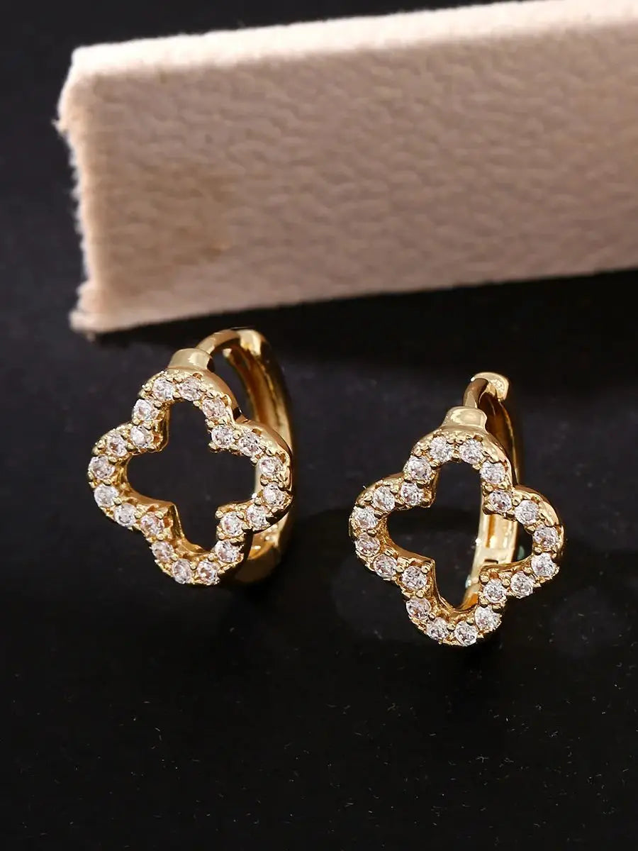 Zenat Flower Earrings – Simple, Safe, Dual-Use Gift