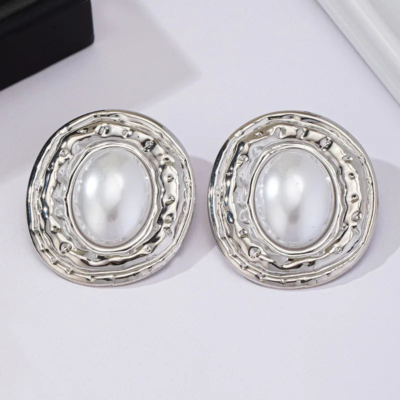 Zenat Round Geometric Stud Earrings – Women Party Gift
