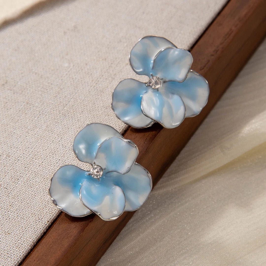 Zenat Black Enamel Flower Stud Earrings for Women