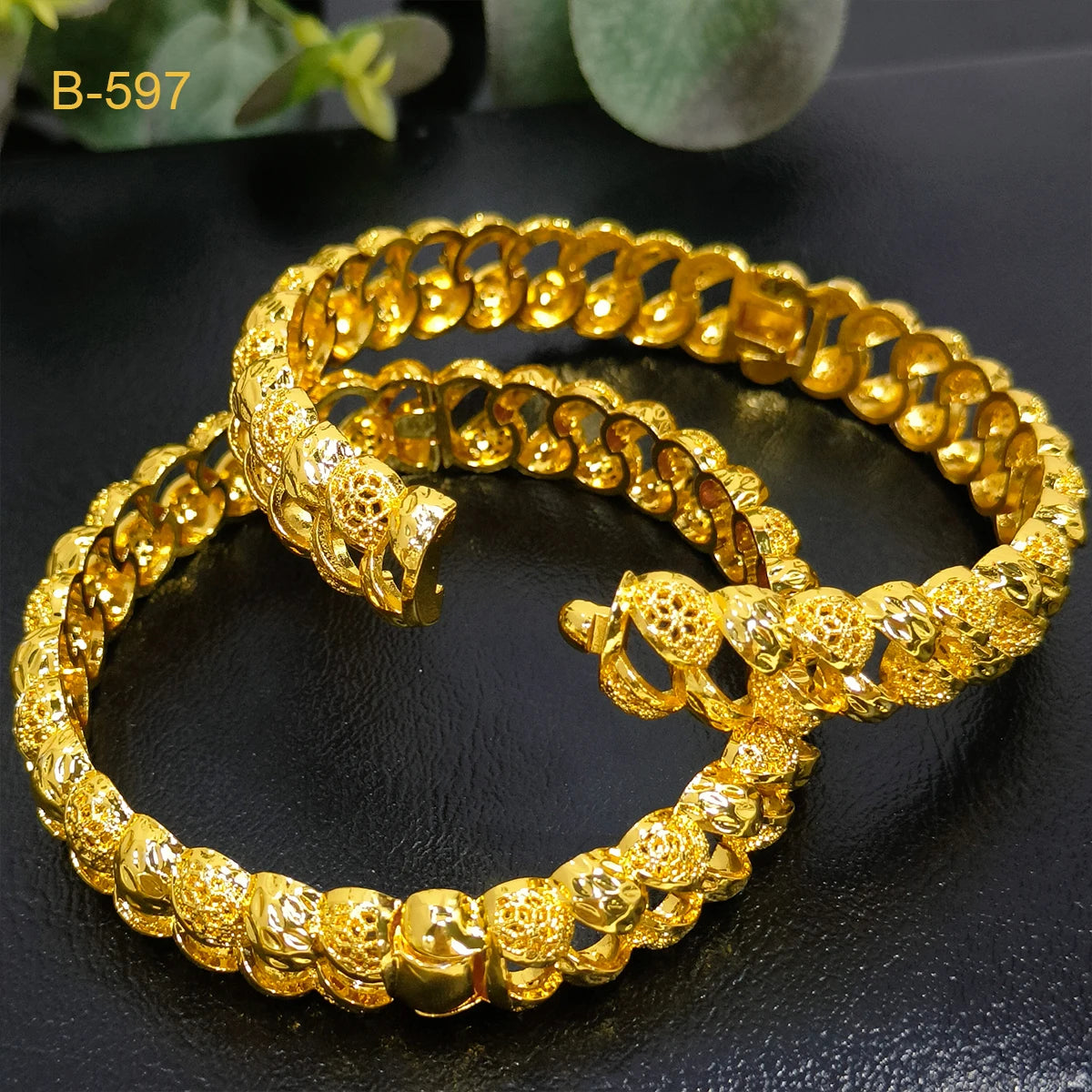 Zenat Luxury 24K Gold Plated Wedding Bangles